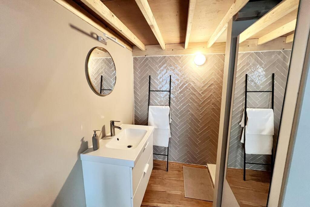 Vakantiehuis Maison Avec 4 & Rooftop En Plein Centre - Place Saint Paul *